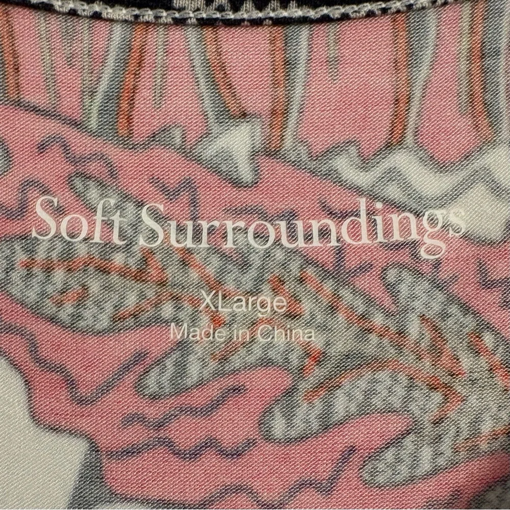 Soft Surroundings Tigerwood Tropical Print Tunic Top Henley Size XL - Picture 4 of 6